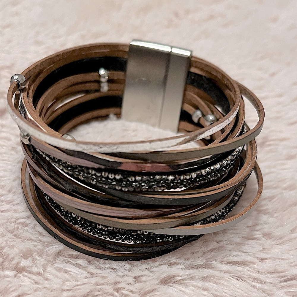 Leather and bead band bracelet. Quartz with leather band bracelet.